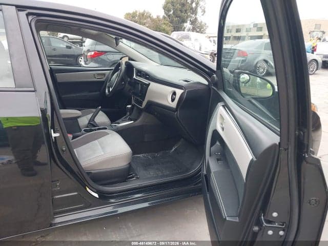 2017 TOYOTA COROLLA LE 5