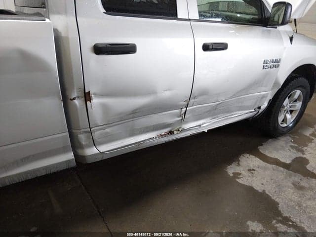 2018 RAM 1500 EXPRESS 4X4 6'4 BOX 6