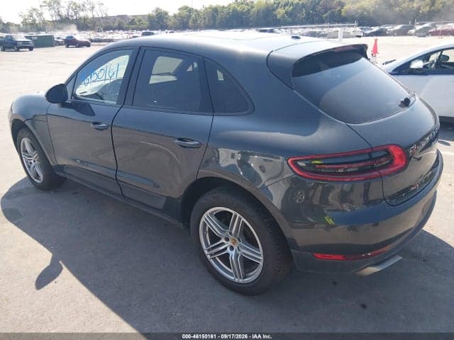 2017 PORSCHE MACAN 3