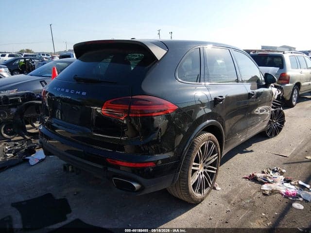2017 PORSCHE CAYENNE 4