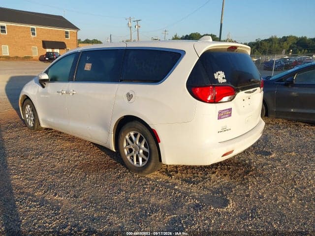 2017 CHRYSLER PACIFICA TOURING 3