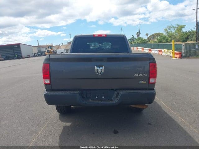 2017 RAM 1500 TRADESMAN 4X4 5'7 BOX 19