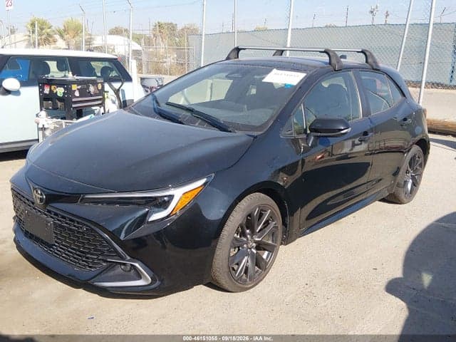 2023 TOYOTA COROLLA XSE 2