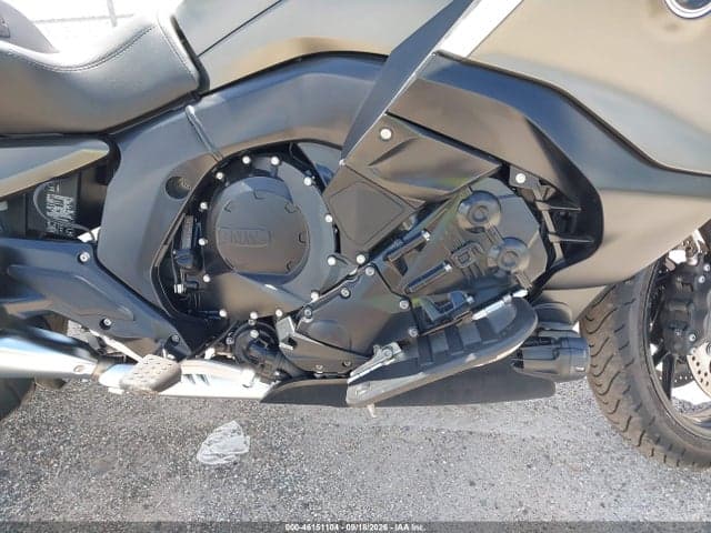 2023 BMW K1600 B 8