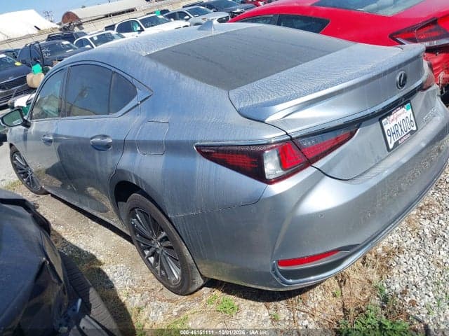2024 LEXUS ES 300H 3