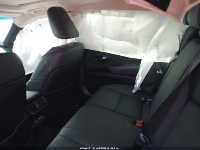 2024 LEXUS ES 300H 8