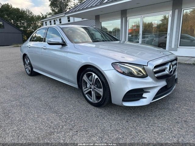2017 MERCEDES-BENZ E 300 4MATIC 1