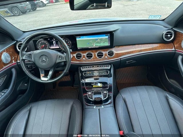 2017 MERCEDES-BENZ E 300 4MATIC 6