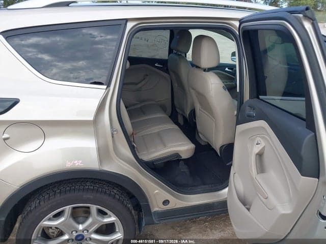 2017 FORD ESCAPE TITANIUM 8