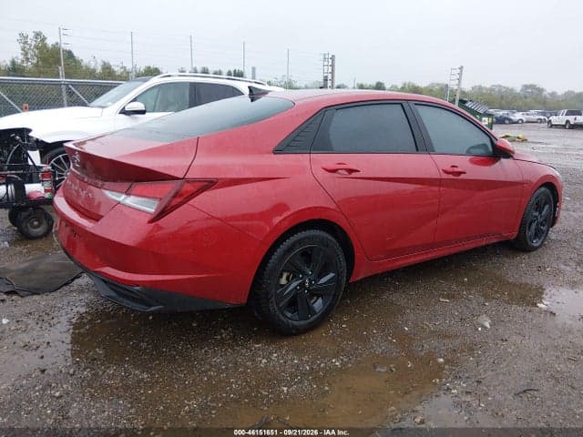 2023 HYUNDAI ELANTRA SEL 4