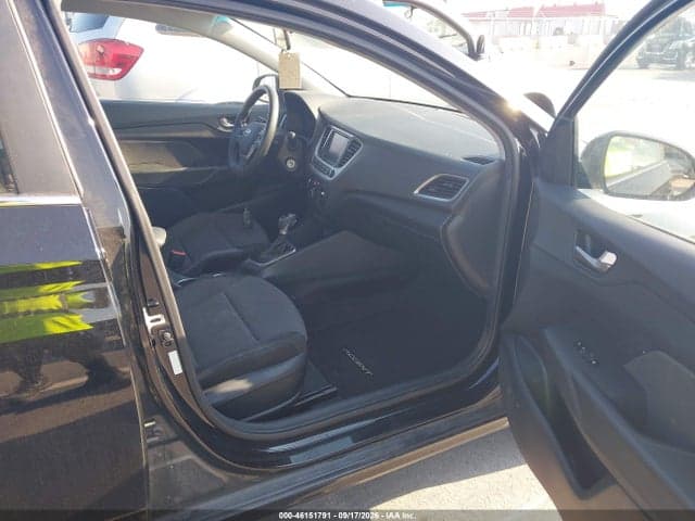 2019 HYUNDAI ACCENT SEL 5