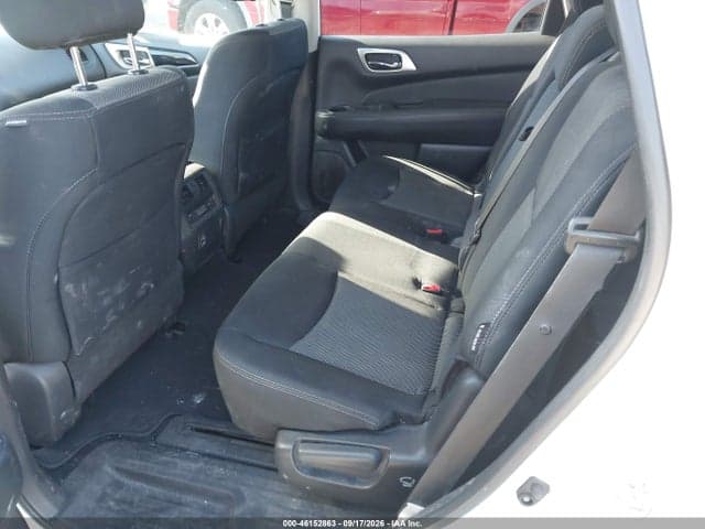 2018 NISSAN PATHFINDER S 4