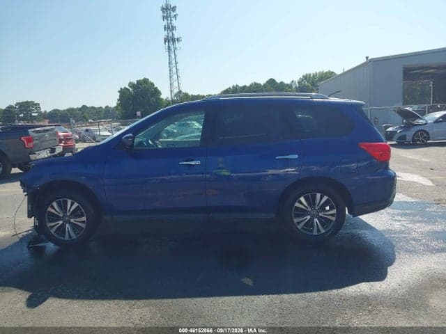 2017 NISSAN PATHFINDER SL 14