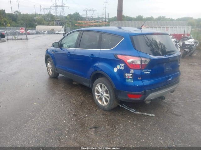 2017 FORD ESCAPE SE 3