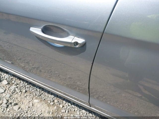 2017 HYUNDAI ELANTRA SE 12