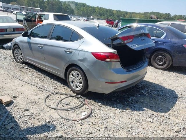 2017 HYUNDAI ELANTRA SE 3
