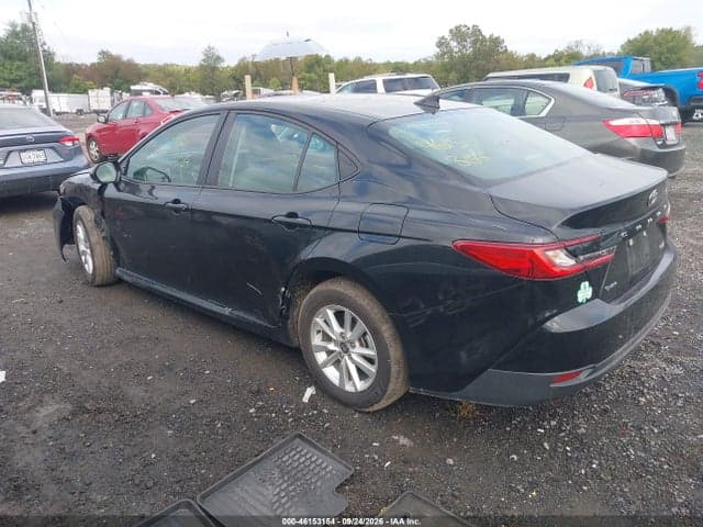 2025 TOYOTA CAMRY LE 3