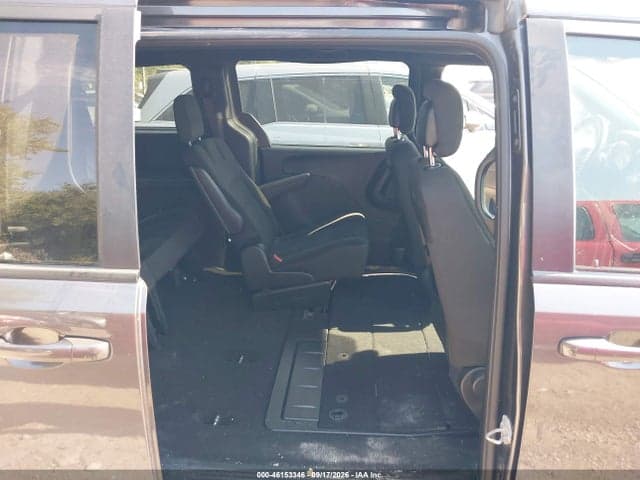 2018 DODGE GRAND CARAVAN SE PLUS 8