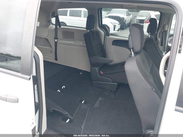 2019 DODGE GRAND CARAVAN SE 8