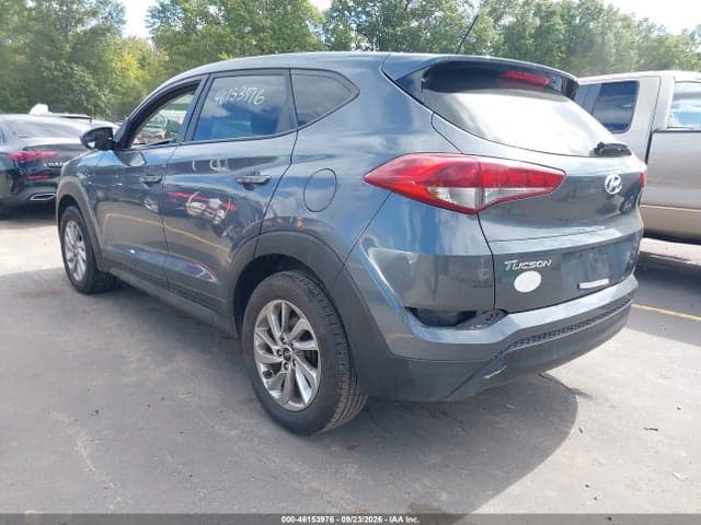 2017 HYUNDAI TUCSON SE 3