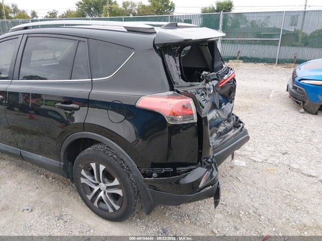 2017 TOYOTA RAV4 LE 17