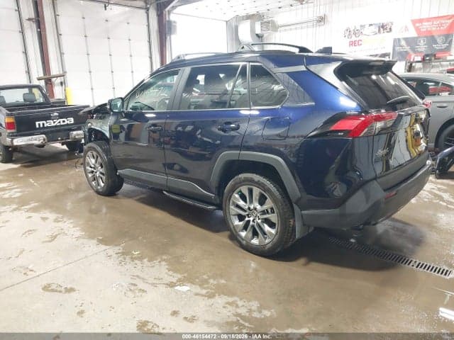 2025 TOYOTA RAV4 XLE PREMIUM 3