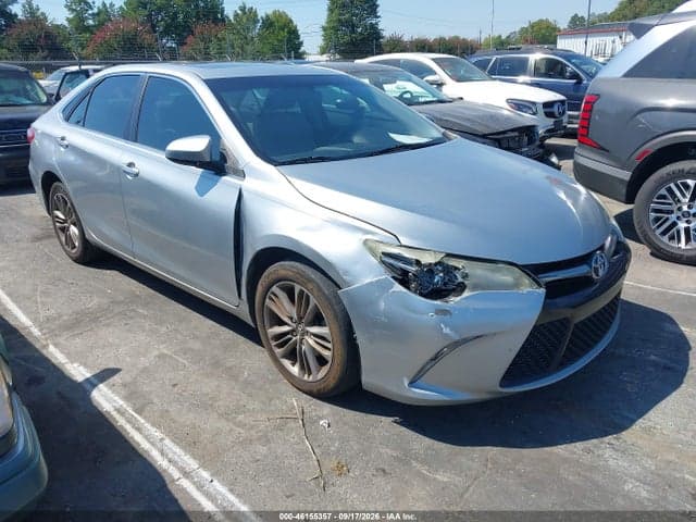 2017 TOYOTA CAMRY SE 1