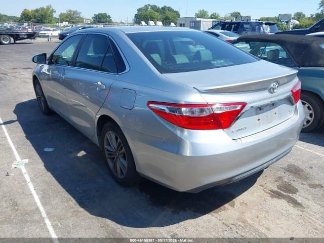 2017 TOYOTA CAMRY SE 3
