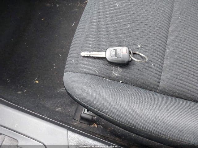 2017 TOYOTA RAV4 LE 11