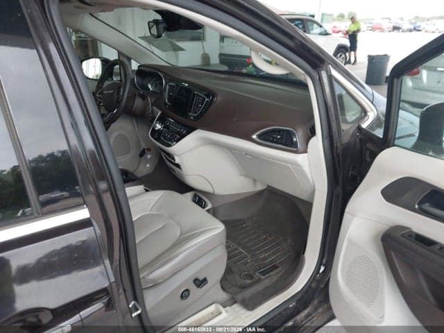 2017 CHRYSLER PACIFICA TOURING-L PLUS 5