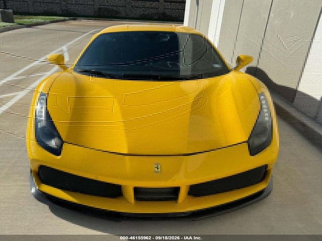 2017 FERRARI 488 GTB 10