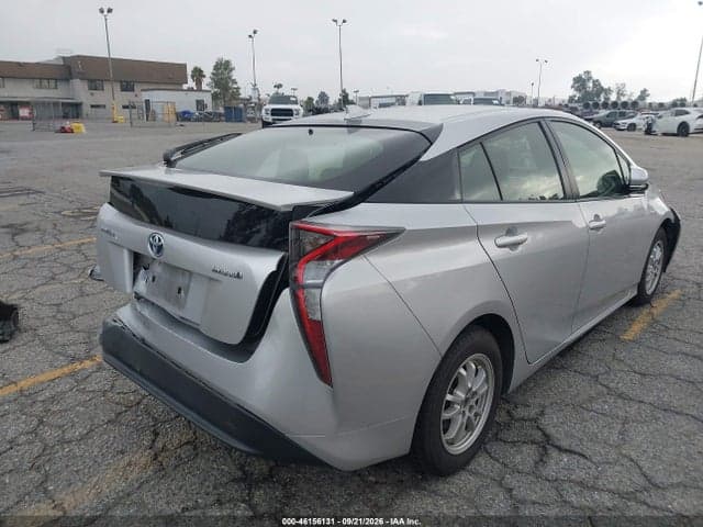 2017 TOYOTA PRIUS THREE 4