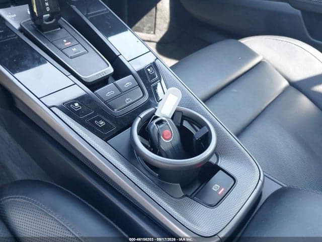 2022 PORSCHE 911 CARRERA 4 GTS 11