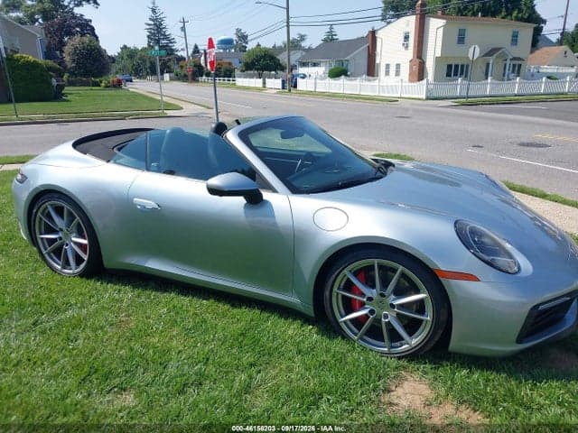 2022 PORSCHE 911 CARRERA 4 GTS 17