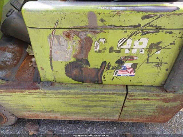 1980 CLARK TM15S FORKLIFT 6