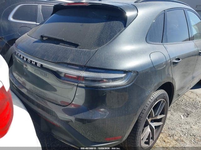 2023 PORSCHE MACAN T 16
