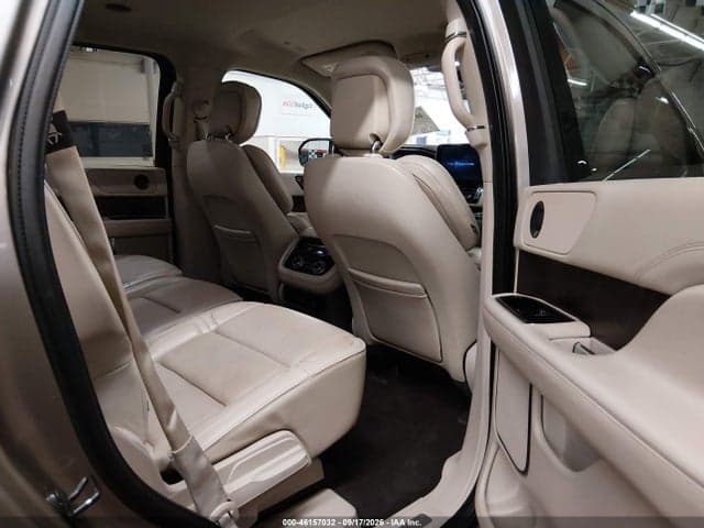 2019 LINCOLN NAVIGATOR SELECT 8