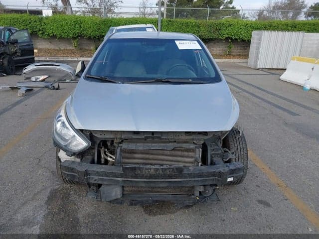 2017 HYUNDAI ACCENT SE 18