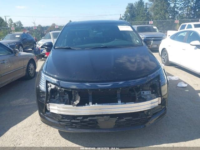 2027 CHRYSLER PACIFICA 10
