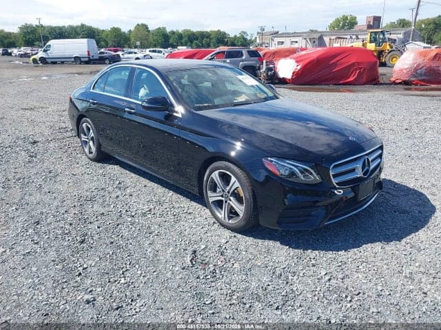 2019 MERCEDES-BENZ E 300 4MATIC 1