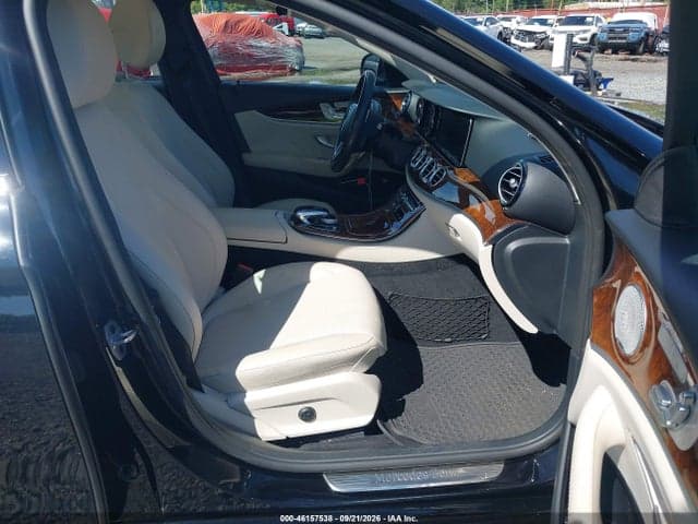 2019 MERCEDES-BENZ E 300 4MATIC 5