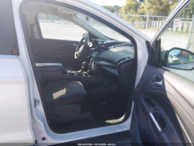 2017 FORD ESCAPE SE 5