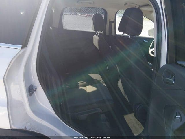 2017 FORD ESCAPE SE 8