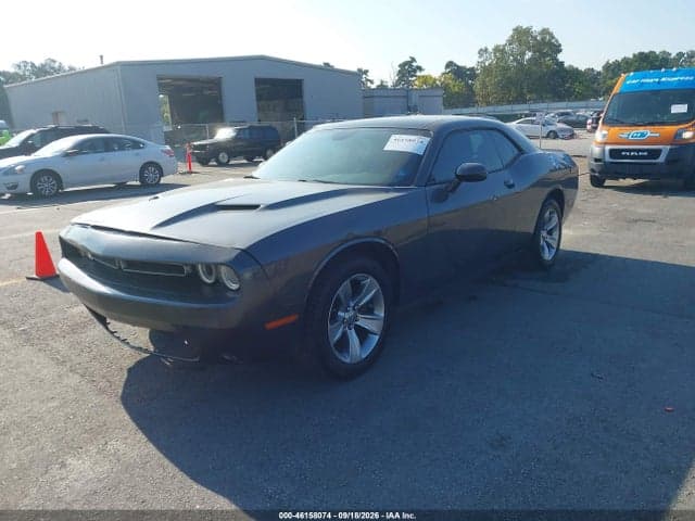 2019 DODGE CHALLENGER SXT 2