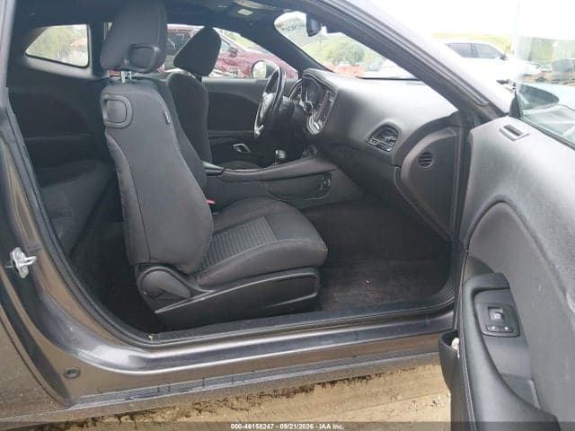 2018 DODGE CHALLENGER SXT 5