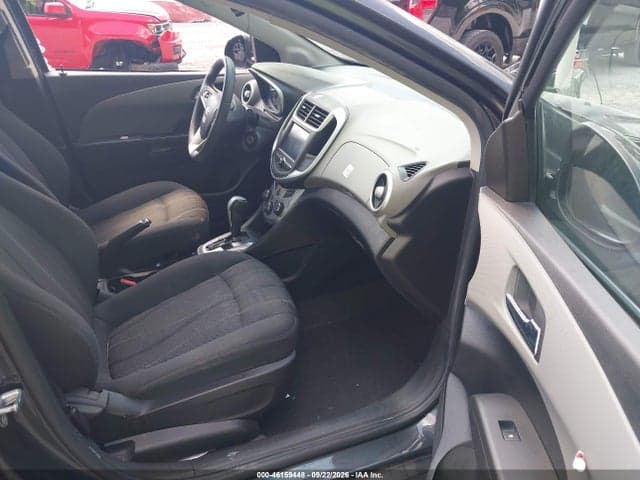 2017 CHEVROLET SONIC LT AUTO 5