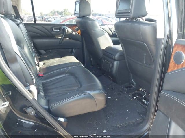 2017 INFINITI QX80 8
