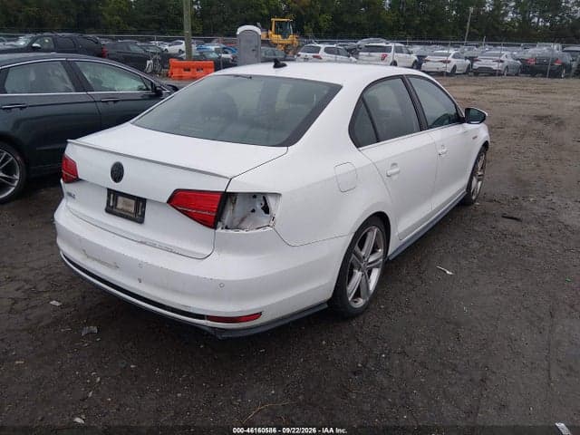 2017 VOLKSWAGEN JETTA GLI 4