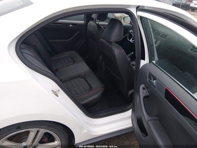 2017 VOLKSWAGEN JETTA GLI 8