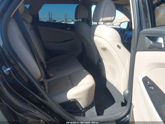 2017 HYUNDAI TUCSON LIMITED 4